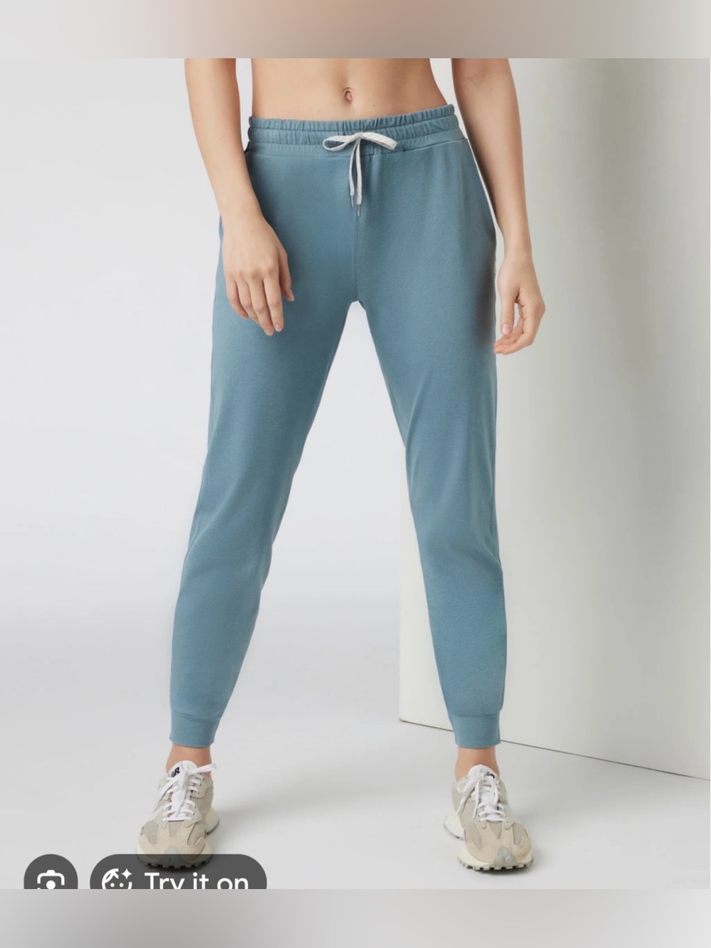 Vuori Halo Performance Joggers Smoke Blue
